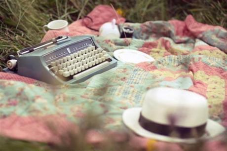 el sofa amarillo maquinas de escribir (1)